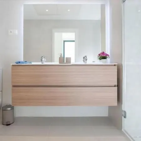 3 Bedrooms In Costa Del Sol Διαμέρισμα *